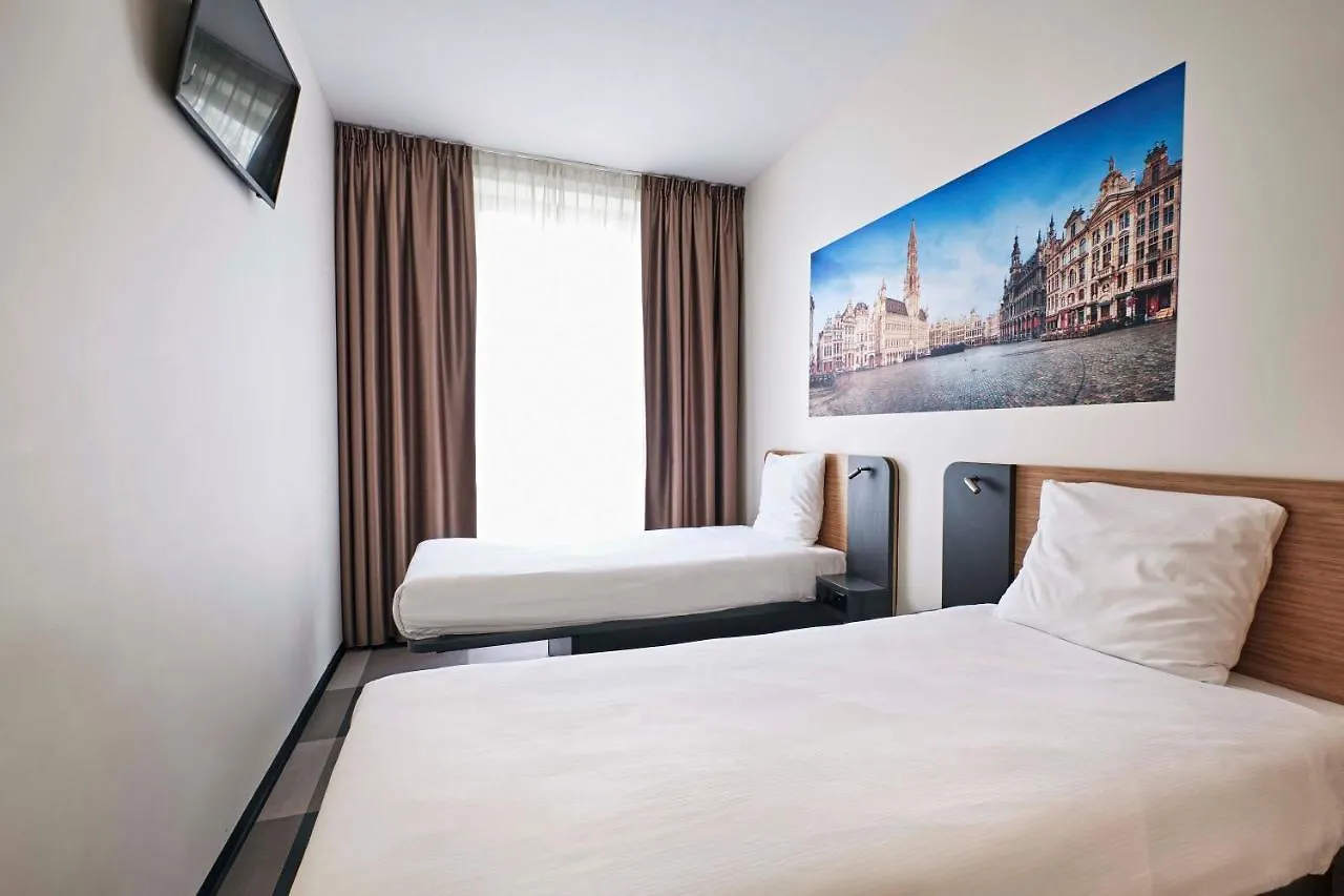Easyhotel Brussels City Centre Hotel
