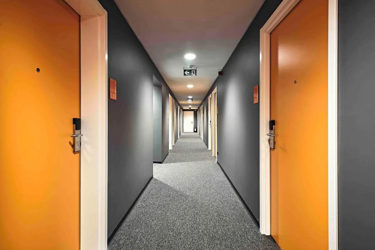 Easyhotel Brussels City Centre Hotel