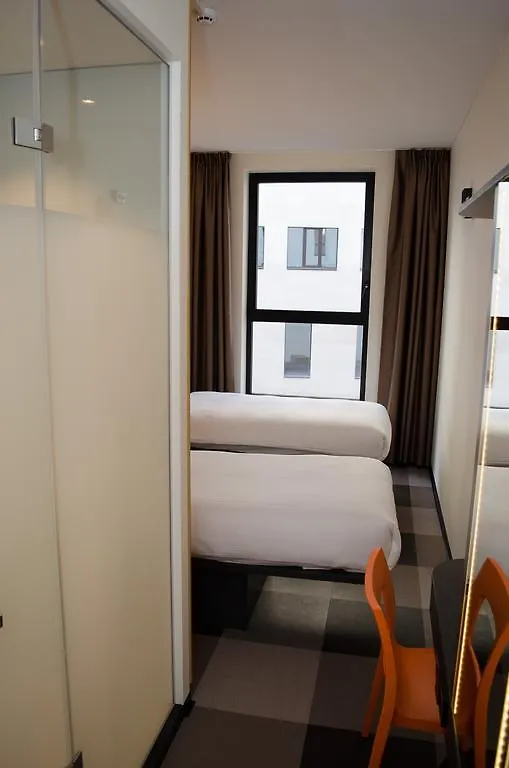 Easyhotel Brussels City Centre