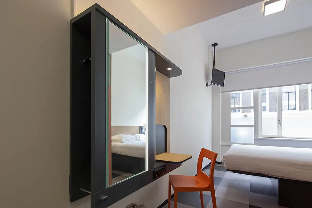 Hotel Easyhotel Brussels City Centre