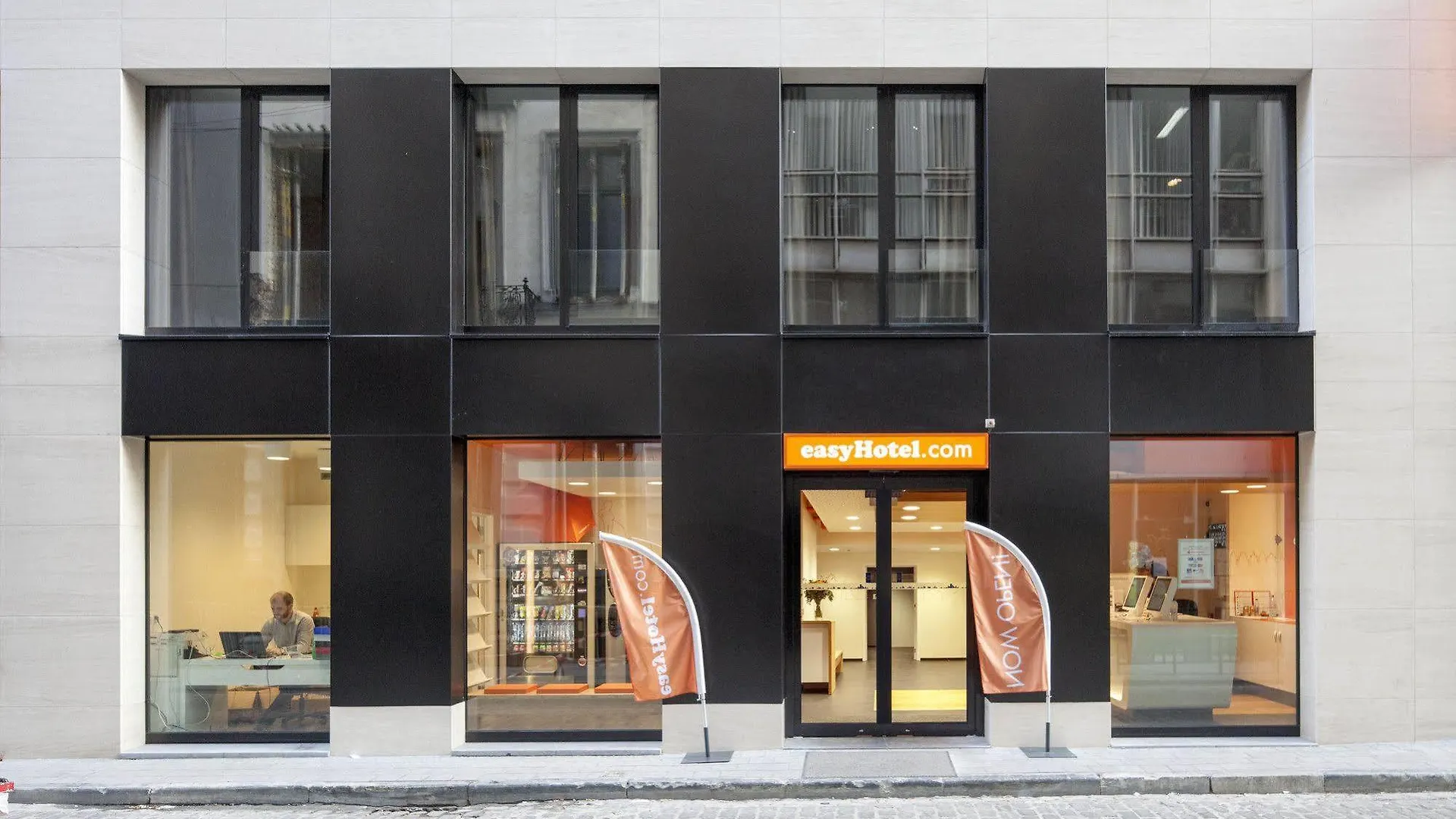 Hotel Easyhotel Brussels City Centre